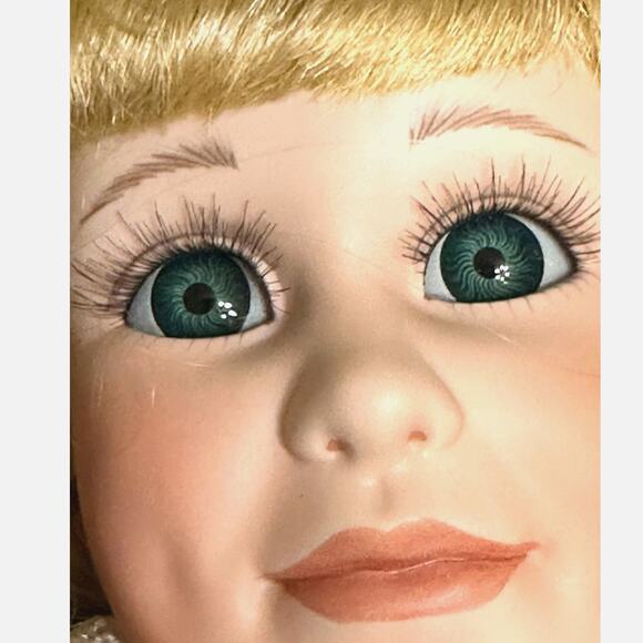 Connoisseur Collection Doll by Seymour Mann 1997 "The Bear Collector" NEW in Box - Picture 2 of 12